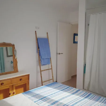 Bonito Cerca De La Playa Cala Santandria (Menorca)